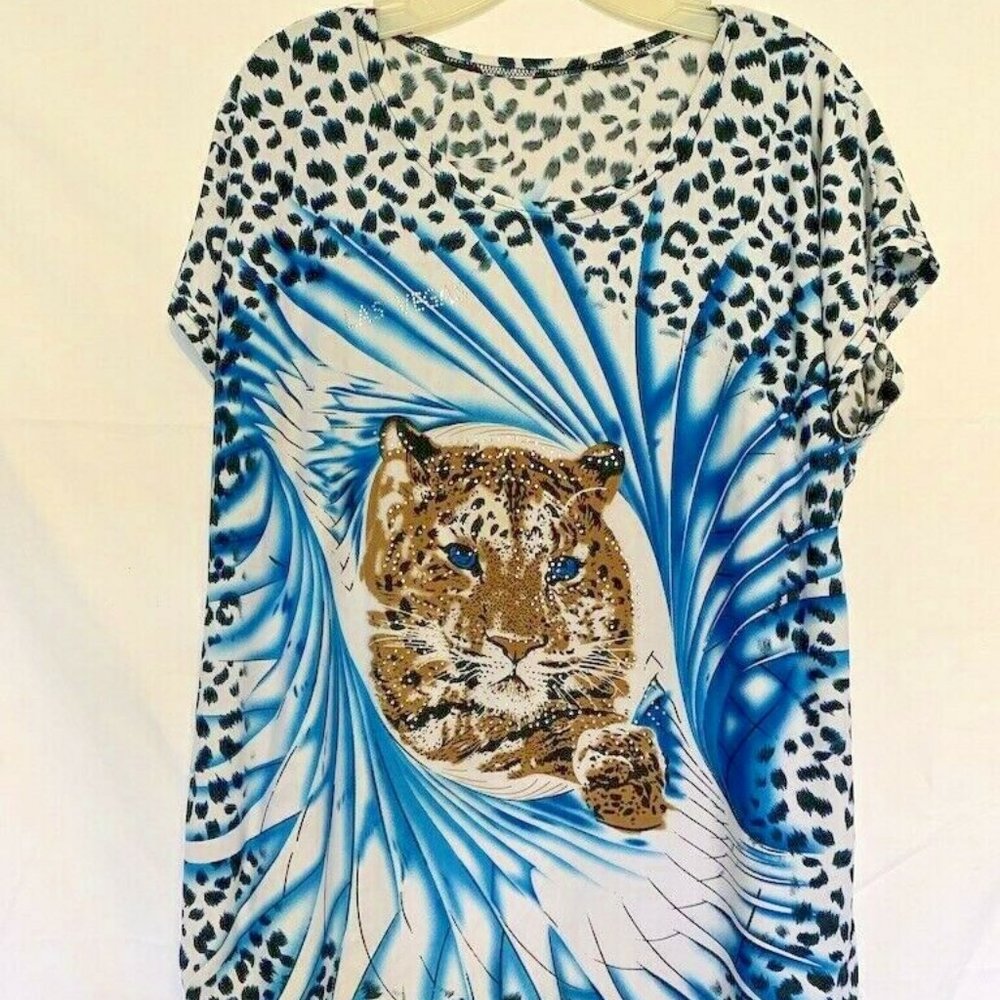LAS VEGAS/TIGER" 3D Graphic Print Tunic Top Top Shirt  Embellished w/Rhinestones
